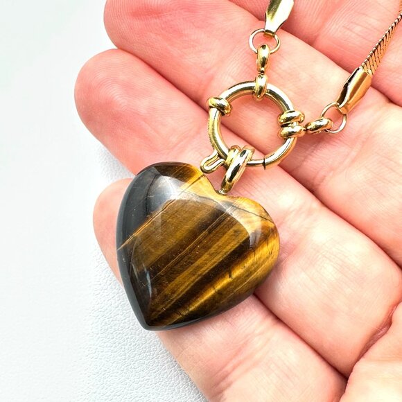 Tiger Eye Green Aperture Heart Evil Eye Pendant Necklace 18K Gold Plated 19 Inch - Picture 7 of 7